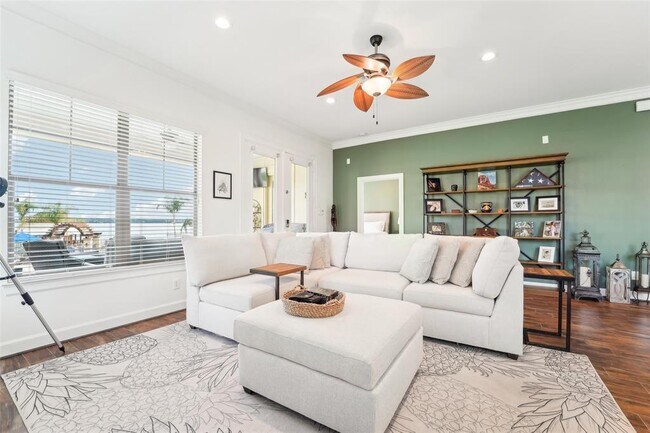 Foto del edificio - 17040 W Farm To Market 1097