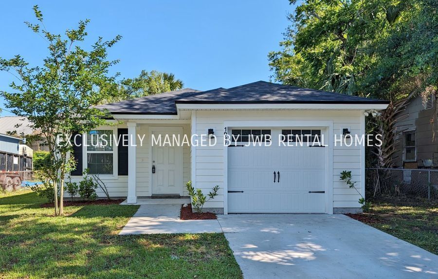 Primary Photo - 1037 W 31st St