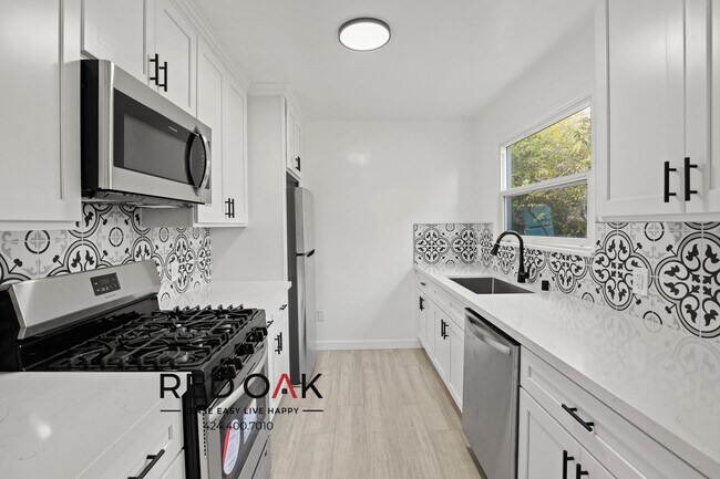 Foto del edificio - 2247 Merton Ave