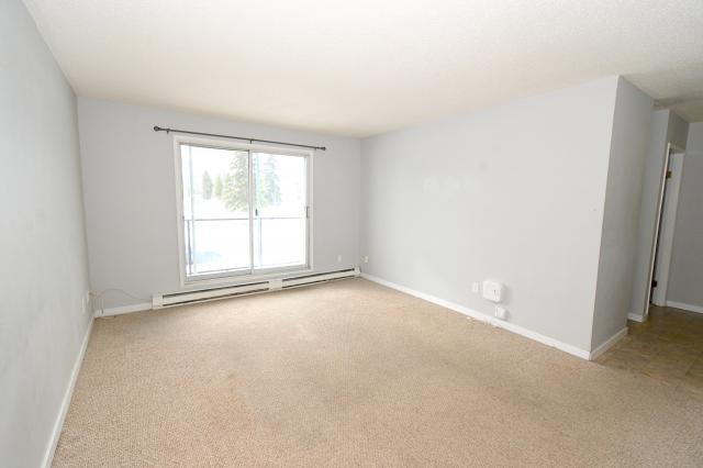 Photo principale - 2 bedroom in Prince George BC V2M 5L3