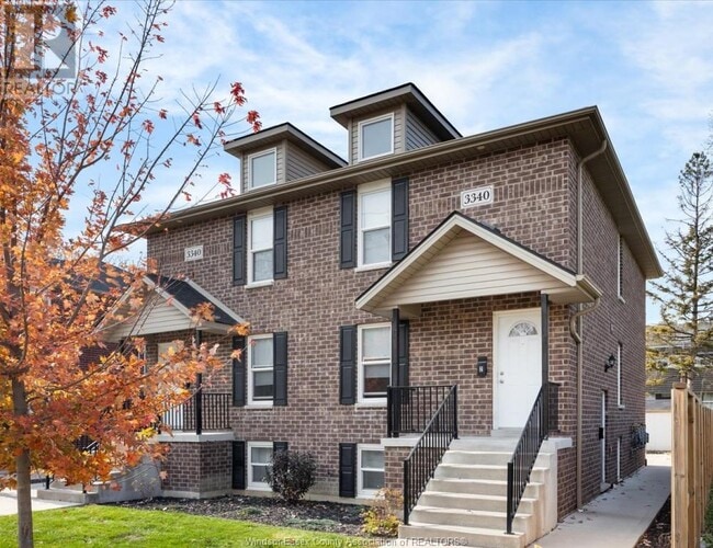 Building Photo - 3340 Bloomfield Rd