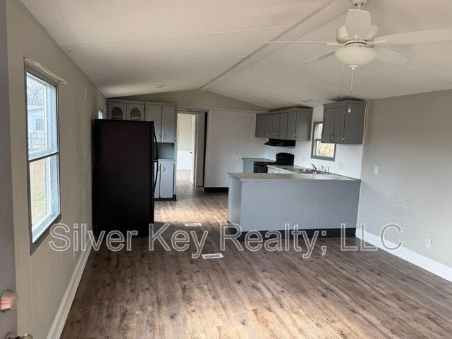 Building Photo - 124 Mt Vernon Church Rd