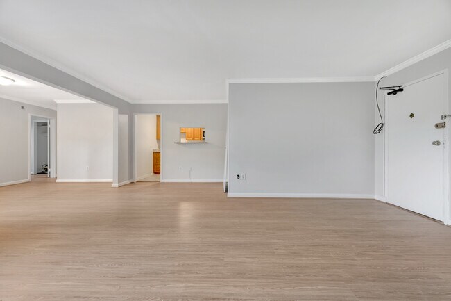 Foto del edificio - 2400 41st St NW