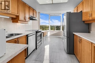 Building Photo - 6-726 Humberline Dr