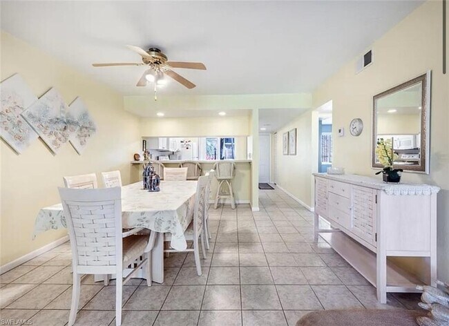 Foto del edificio - 4080 Looking Glass Ln