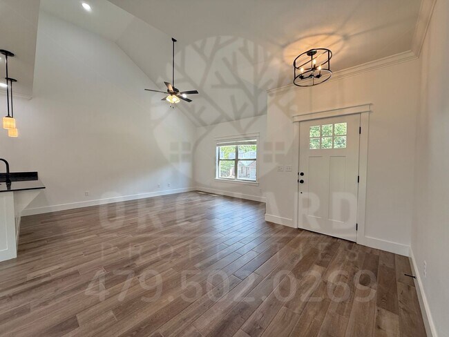 Foto del edificio - Bella Vista Single-Family Home- 3 Bed/ 2 B...