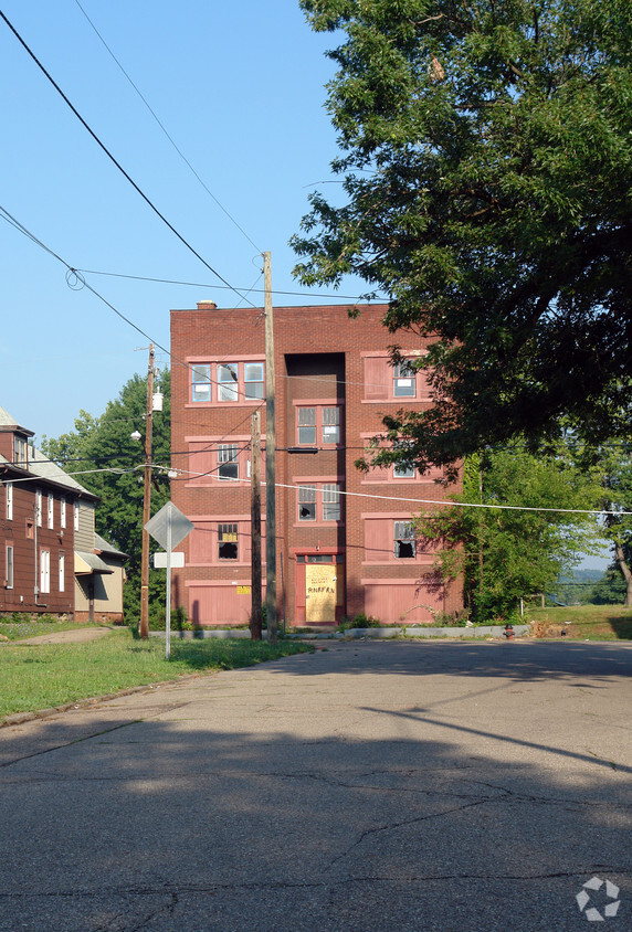 Foto del edificio - 219 Newton Ave NW