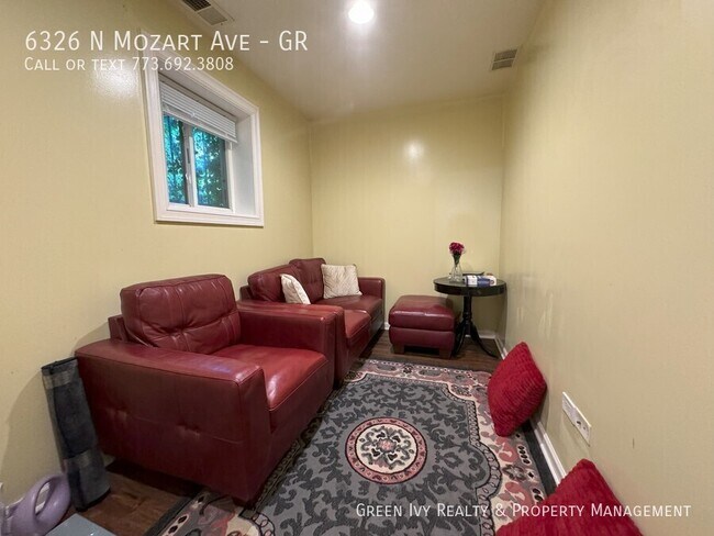Foto del edificio - 6326 N Mozart St