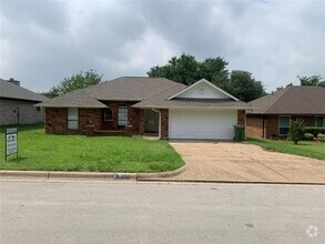 Building Photo - 7508 Jamie Renee Ln