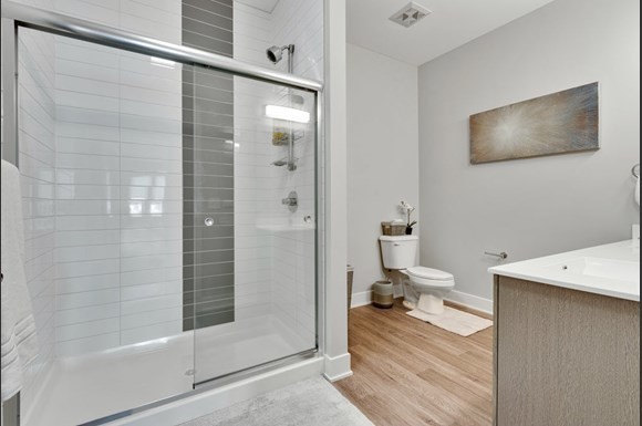 Building Photo - Uniquely designed 2 Bedroom 2 Bath
