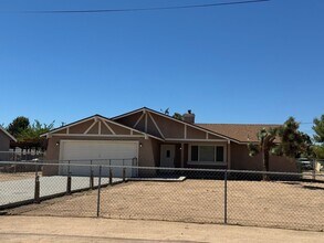 Building Photo - 7484 Glider Ave