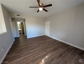 Building Photo - 1050 E Cactus Ave