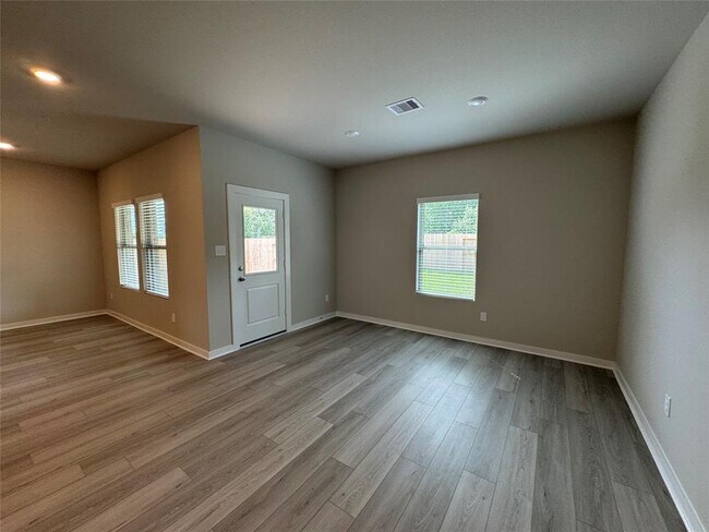 Building Photo - 5122 juniper lagoon