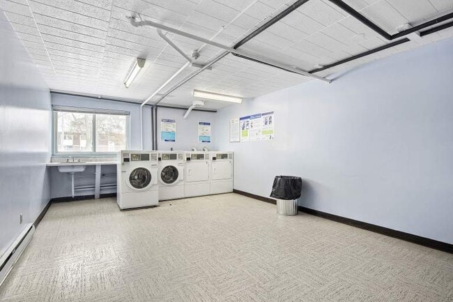 Building Photo - 2625 SYCAMORE DRIVE