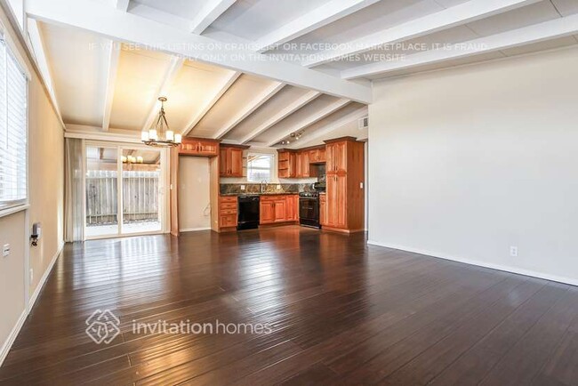 Foto del edificio - 1467 Michigan St