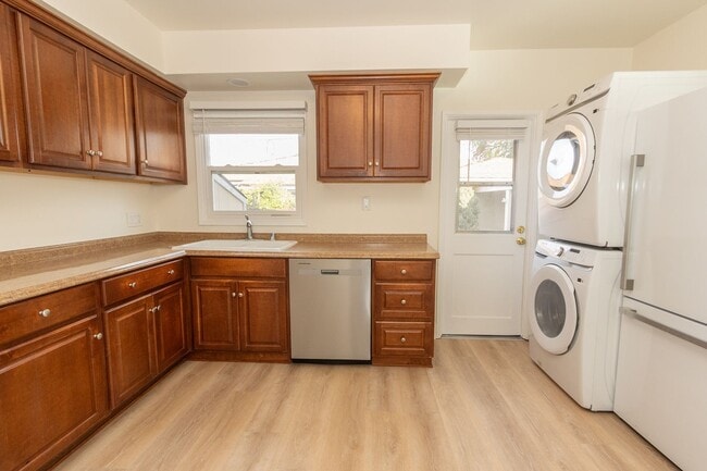 Building Photo - 2 Bed/1 Bath North Park Spanish Craftsman w/ Yard + Driveway Parking