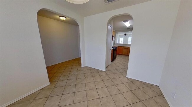 Building Photo - 105 Fishbaugh Ln
