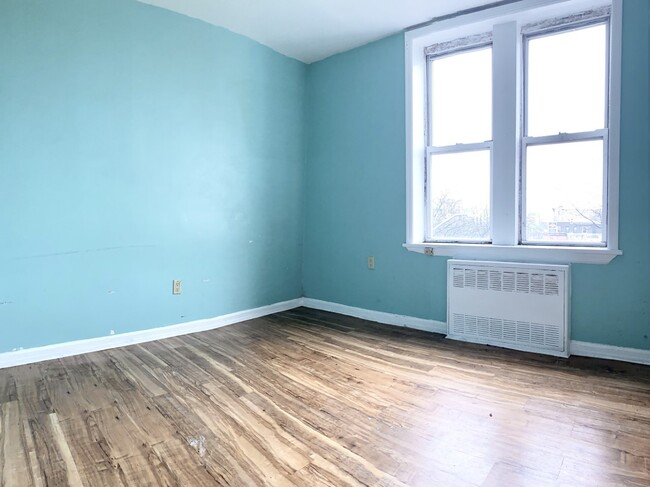 Building Photo - 373 59th Street