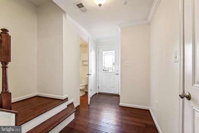 Building Photo - 8219 Seaworthy Wy