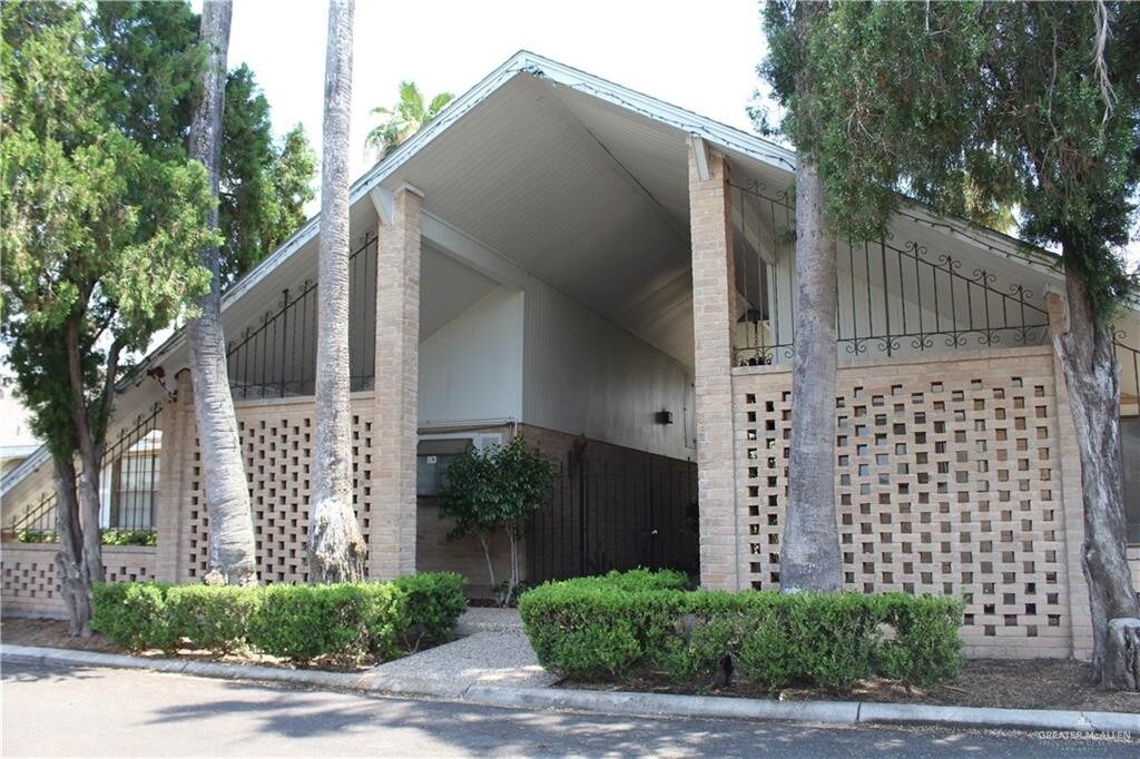 Primary Photo - 111 Yuma Ave