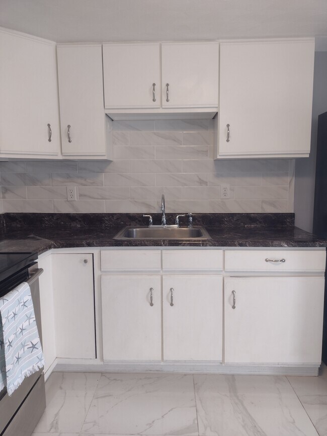Foto del edificio - 1164 Kehosee Ln
