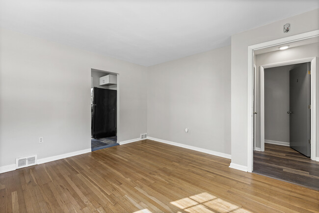 Foto del edificio - 1020 First Ave
