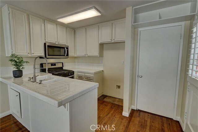 Foto del edificio - 425 Dahlia Ave