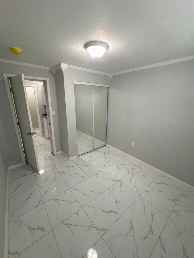 Foto del edificio - 545 SW 10th St