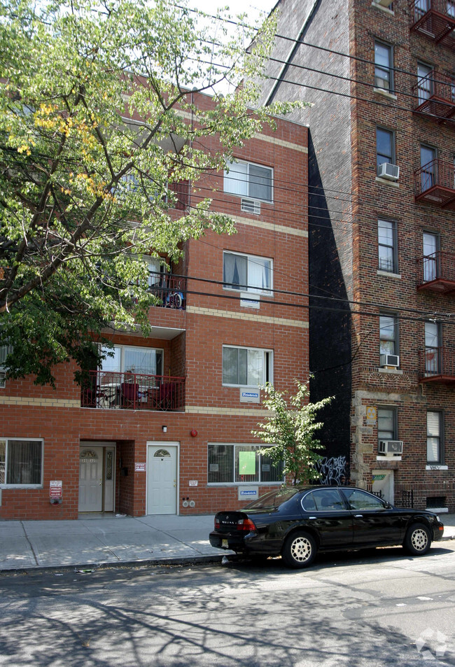 Building Photo - Roosevelt Terrace