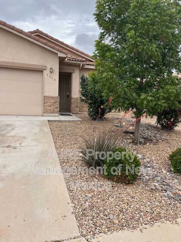 Building Photo - 3316 Prairie Ridge St SW