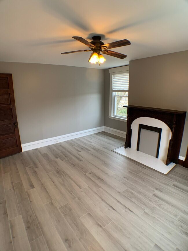 Bedroom 1 - 2203 Washington Ave