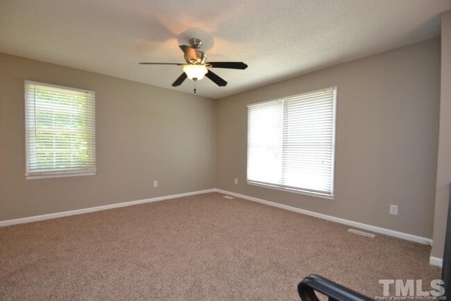 Building Photo - 7801 Fairmont Ct