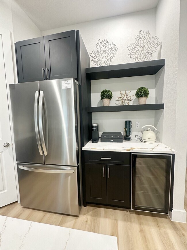 Foto del edificio - 4513 Reed Rd