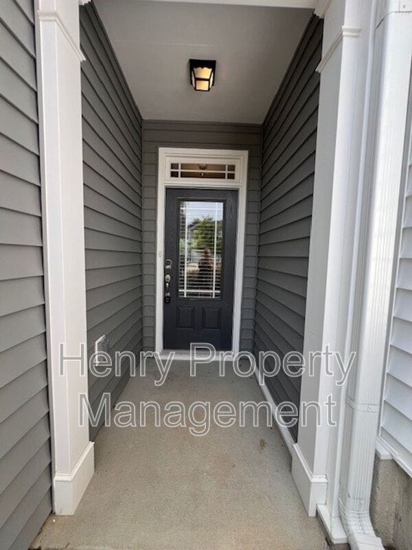 Building Photo - 775 Amarra Dr