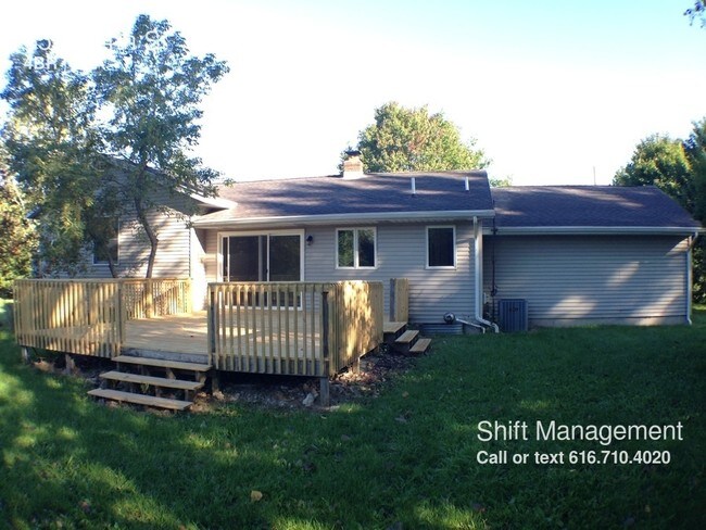 Foto del edificio - 6594 84th St SE