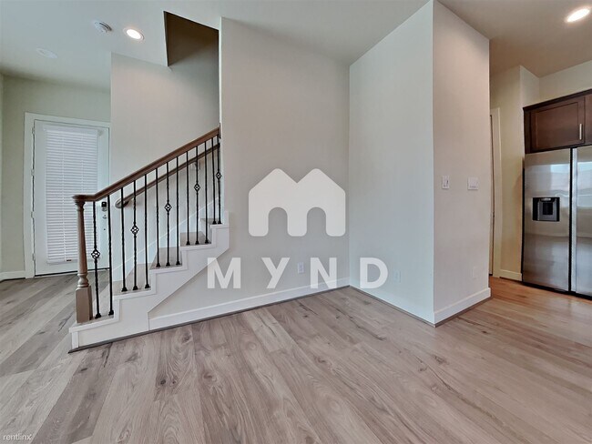Building Photo - 3 br, 2.5 bath House - 12411 Executive Squ...