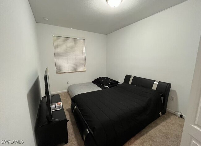 Foto del edificio - 7029 Ambrosia Ln