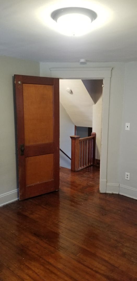 Building Photo - Spacious 4 BR/2 Bath single Family Home in West Blvd area