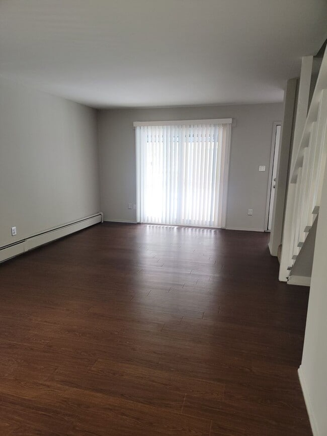 Sixth Street Lofts Apartments in Royal Oak, MI