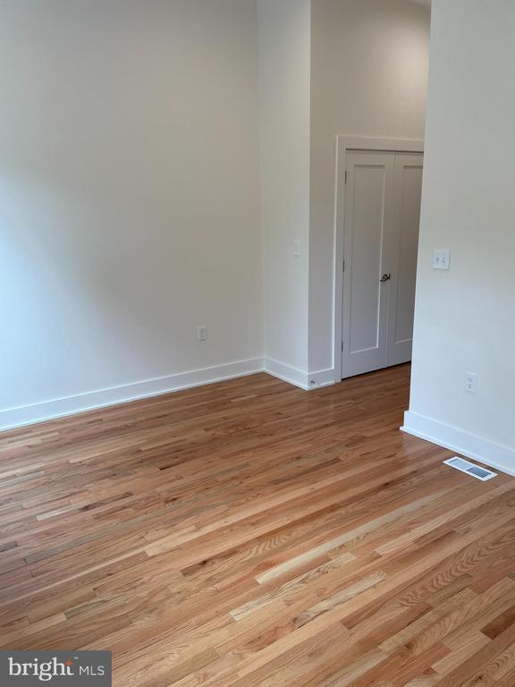 Foto del edificio - 415 11th St NE