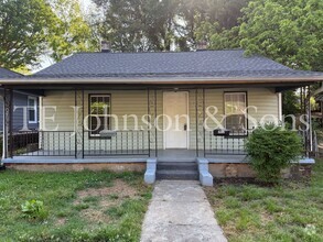 Building Photo - 2037 Thurmond St