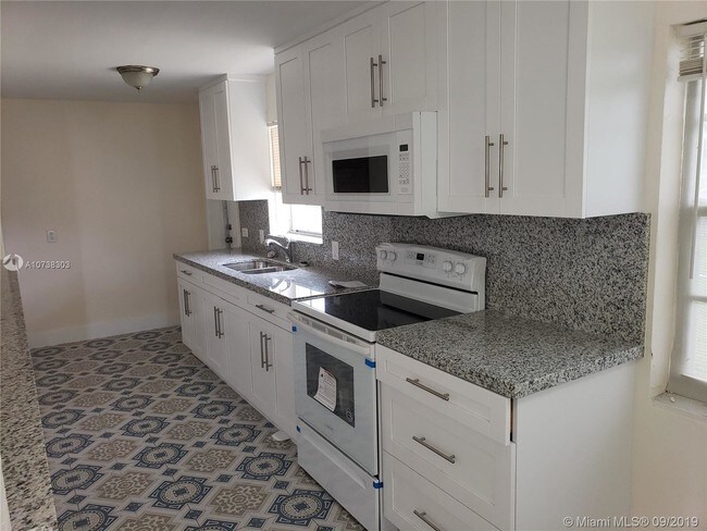 Foto del edificio - 3266 NW 35th St