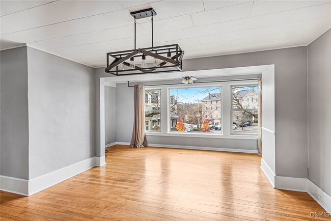 Building Photo - 22 Jordan St