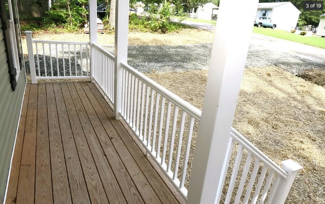 Building Photo - 16208 Pauline Ave