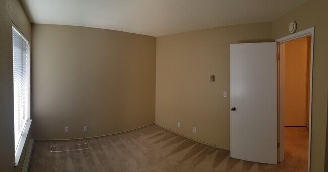 Foto del edificio - Beautiful 2 Bedroom Condo In San Leandro L...