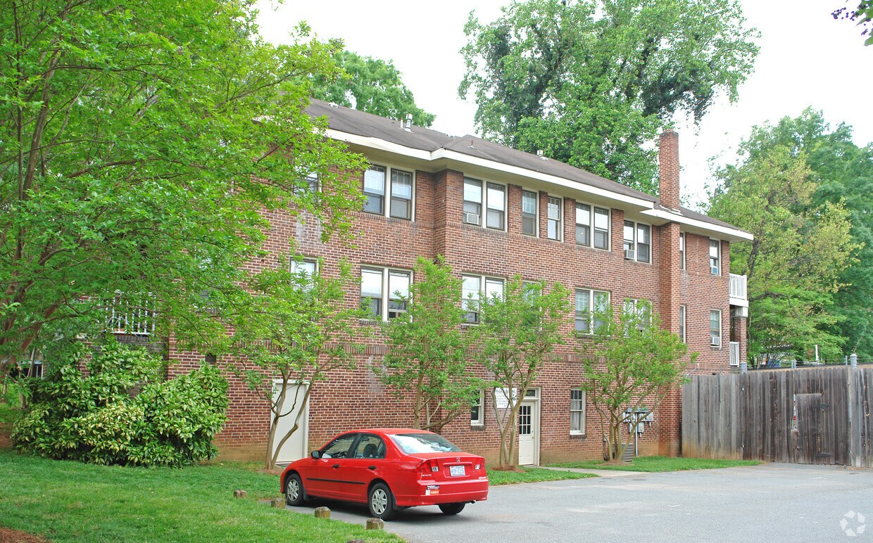 Building Photo - Sutton Apartments