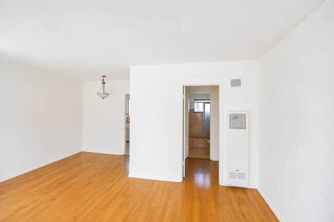 Foto del edificio - 260 S Sycamore Ave