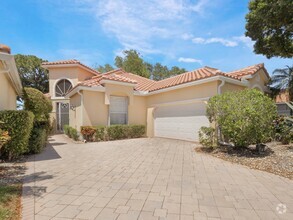 Building Photo - 5279 Brookview Dr