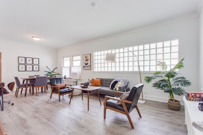 Foto del edificio - 739 S Cuyler Ave