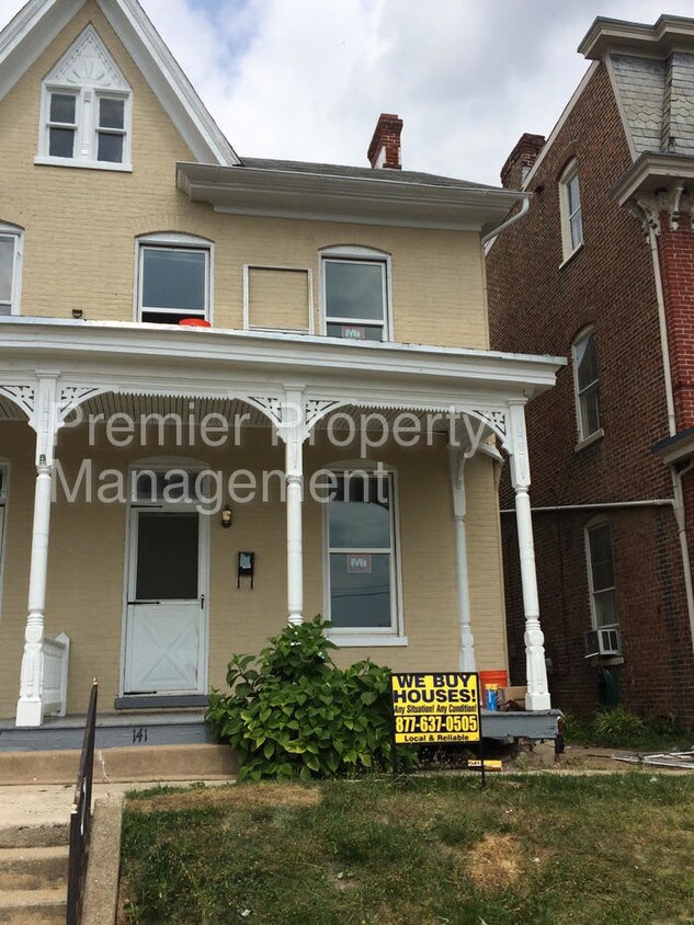 Primary Photo - 141 King St